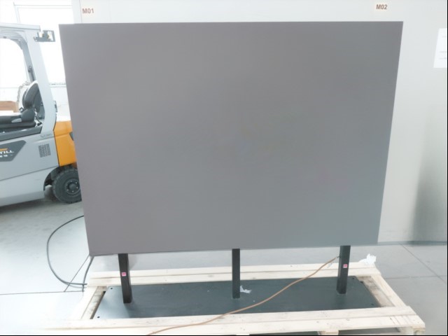 Pannello ledwall con supporto, testata accensione.
misure con suporto: 177x168h;
misure solo pannello led 177x128h.
Si segnalano alcuni pixel danneggiati. (ID=M02-00)